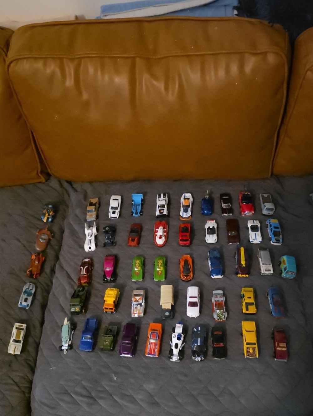 Assorted Kids Toy Cars - Mixed Color Die-Cast Vehicle Lot